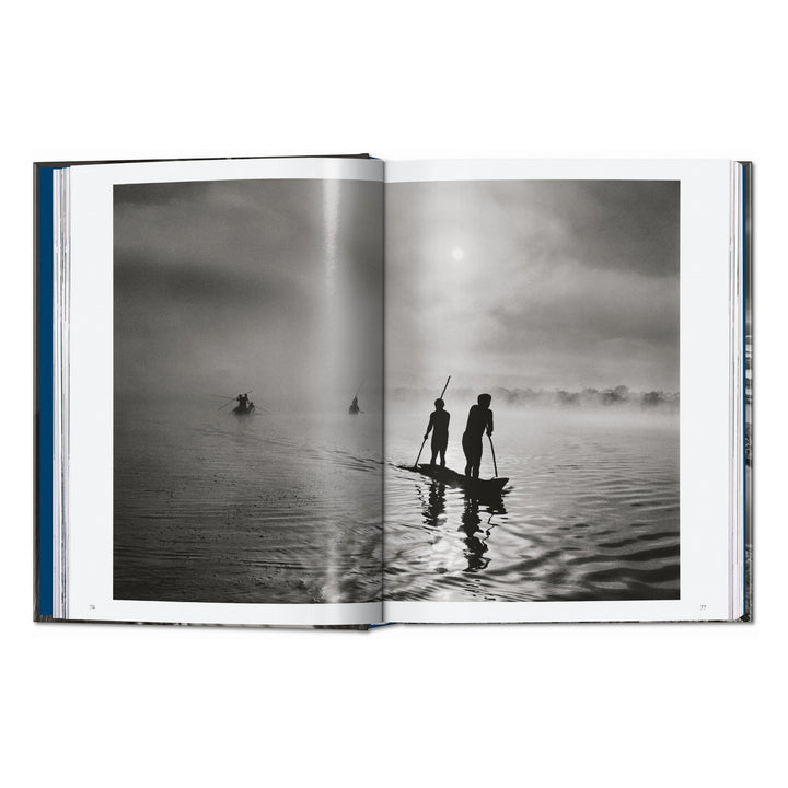 Sebastião Salgado. Amazônia. 45th Ed. (English)