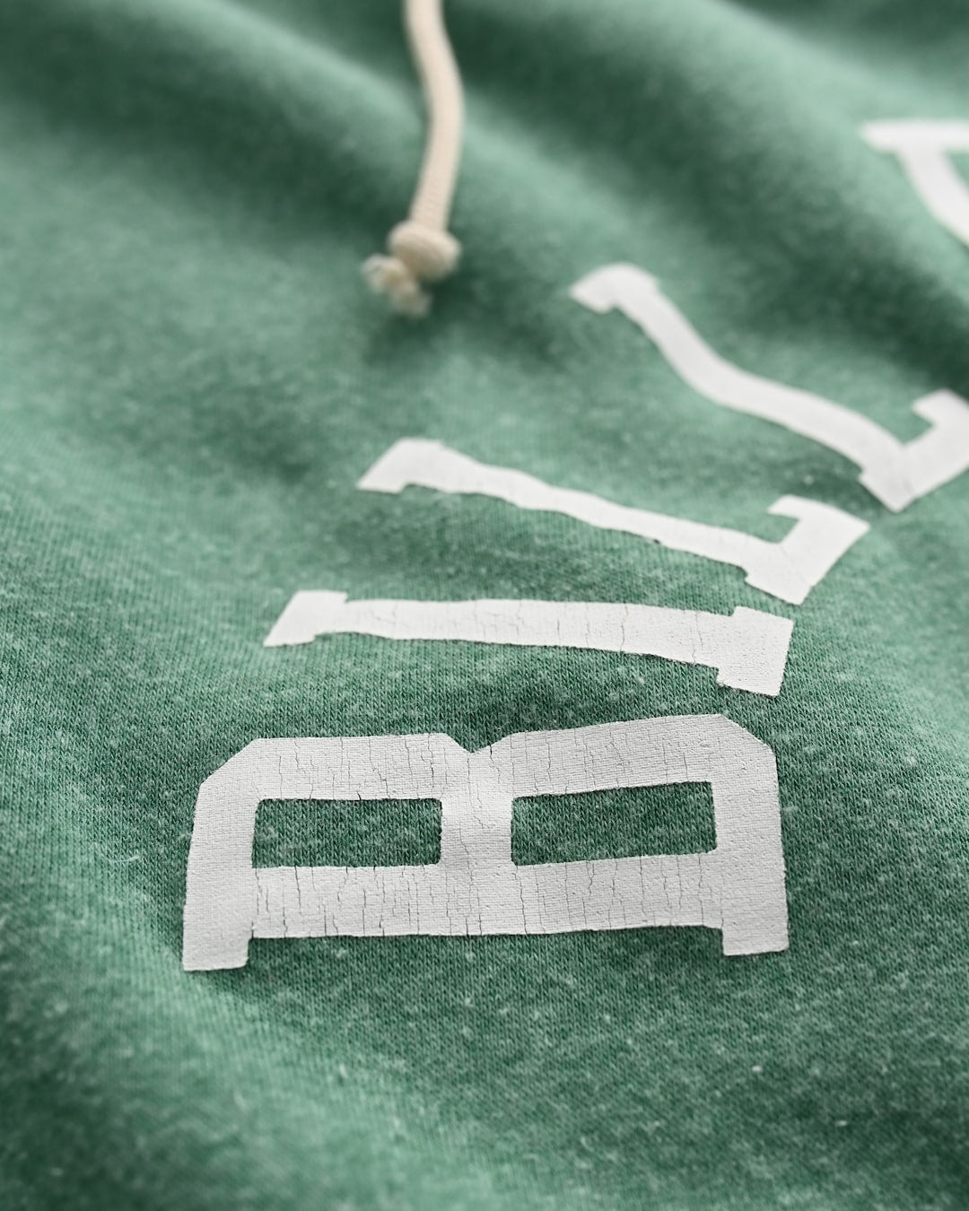 Bill Russell Boston #6 PO Hoody