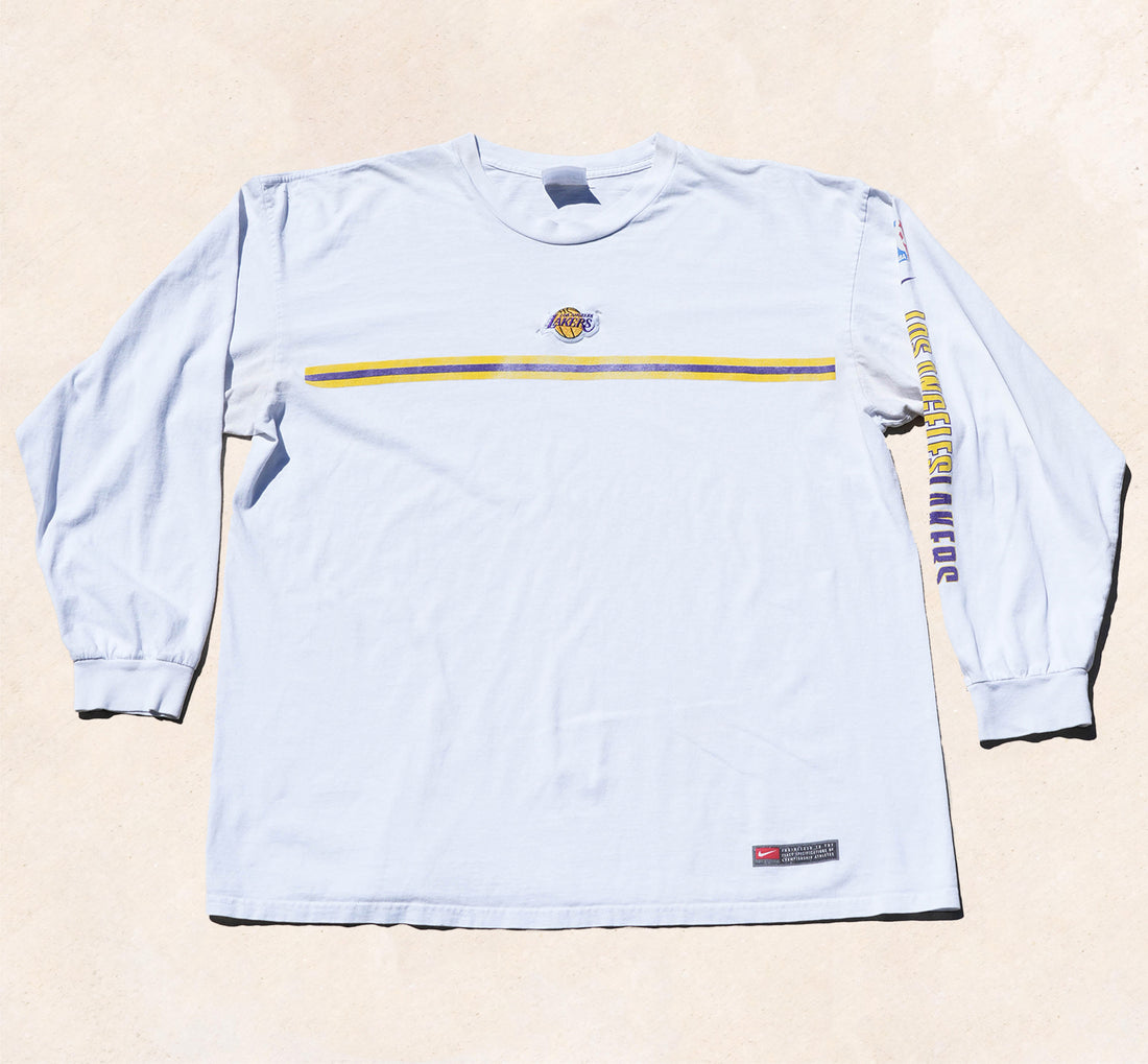 Los Angeles Lakers Vintage Long Sleeve Nike T-Shirt | Rare Finds